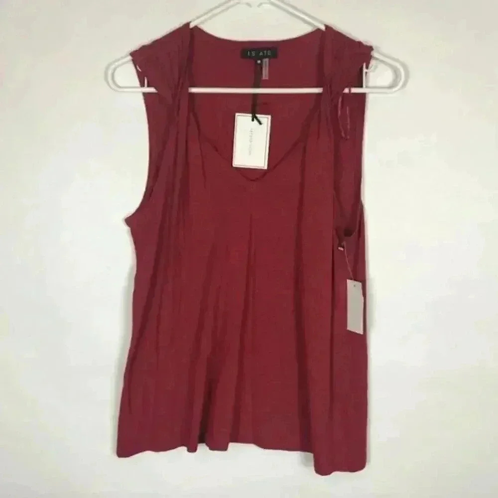 1. State Wanderlust Tank Red Medium‎